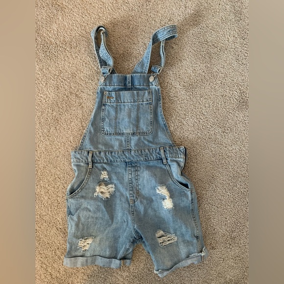 Ripped Jean Shorts Overalls - Picture 1 of 3